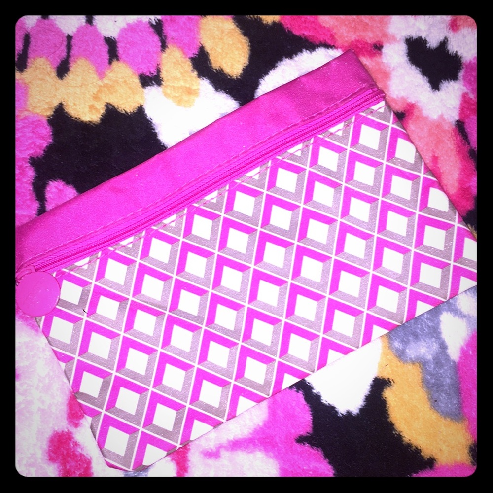 Ipsy makeup case